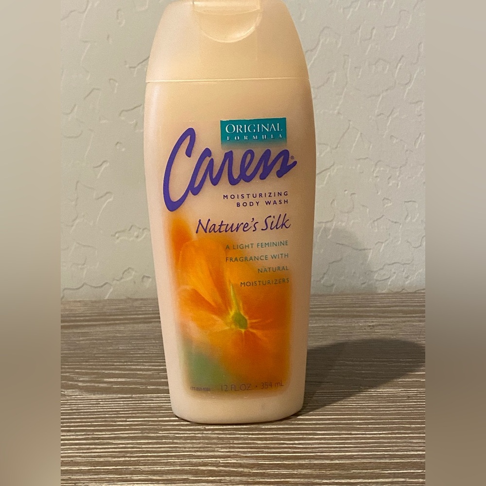 Caress Silkening Body Wash Retired Nature's Silk 12 Fl Oz Vintage 1999 NOS